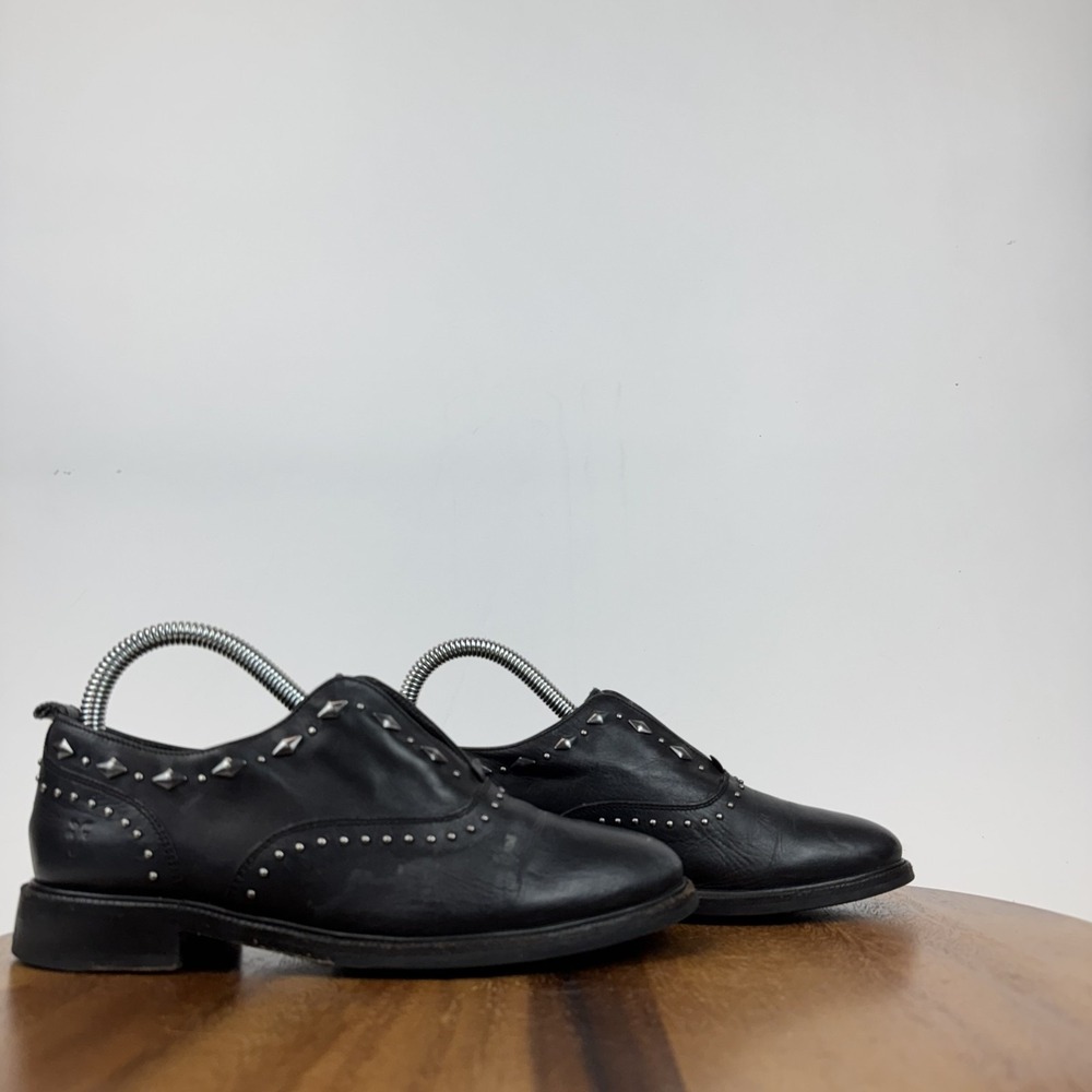 Womens Frye Kelly CVO Stud Black Leather Slip On Casual Loafers Size 6.5 M GUC